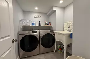 158-11 84th St, Howard Beach, NY 11414 - Photo 23