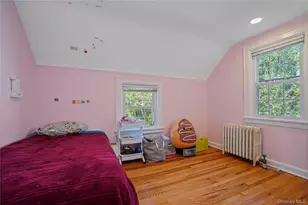 8 Craven Ln, White Plains, NY 10605 - Photo 15