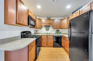 100 Weatherby Ln, Central Islip, NY 11722 - Photo 7