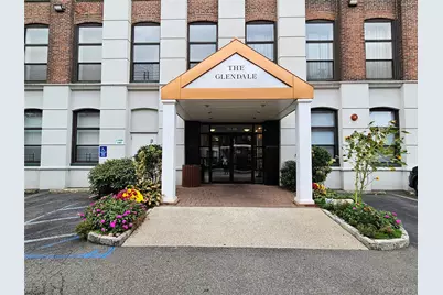 76-18 69th Place #3K, Glendale, NY 11385 - Photo 1