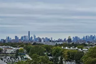 76-18 69th Pl, Glendale, NY 11385 - Photo 31