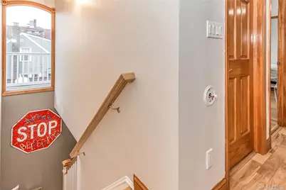 127 Maple Boulevard, Long Beach, NY 11561 - Photo 21