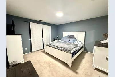 49 Pointe Circle S #49, Coram, NY 11727 - Photo 5