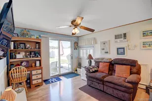 444 Division Ave, Hicksville, NY 11801 - Photo 19