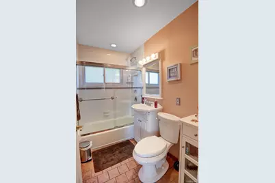 444 Division Avenue, Hicksville, NY 11801 - Photo 15