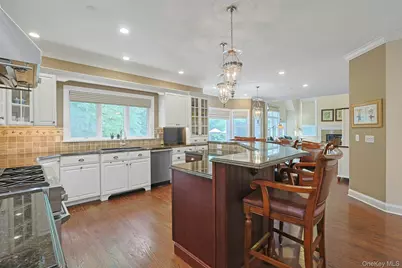 17 Hammond Ridge Road, Bedford Corners, NY 10549 - Photo 9