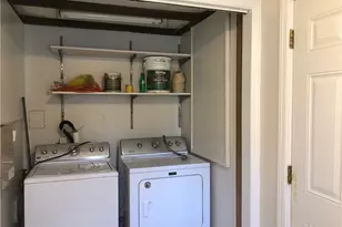 4 Edgewood Dr, Central Valley, NY 10917 - Photo 9