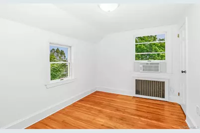 72 Park Avenue, Port Washington, NY 11050 - Photo 19