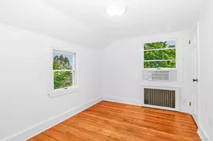 72 Park Ave, Port Washington, NY 11050 - Photo 19