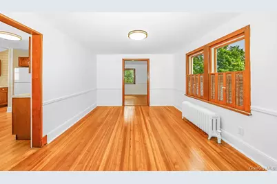 72 Park Avenue, Port Washington, NY 11050 - Photo 7