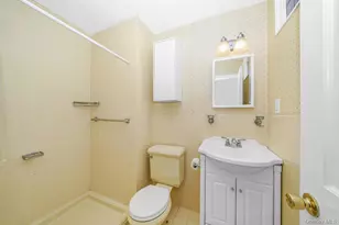 72 Park Ave, Port Washington, NY 11050 - Photo 21