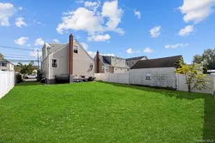 310 Miller Ave, Freeport, NY 11520 - Photo 29