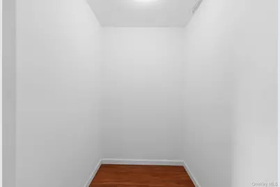 310 Miller Avenue, Freeport, NY 11520 - Photo 21