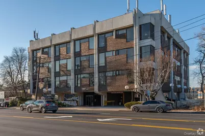 107 N Blvd #410, Great Neck, NY 11021 - Photo 1