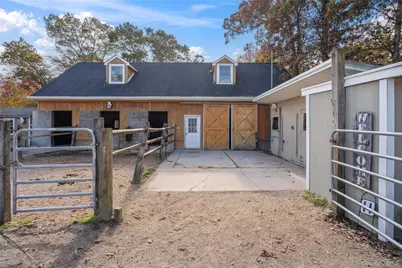 114 Sportsmen Street, Central Islip, NY 11722 - Photo 19