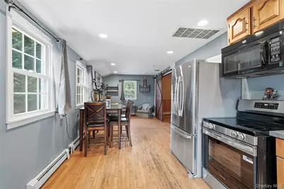 114 Sportsmen Street, Central Islip, NY 11722 - Photo 5