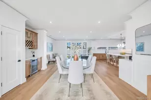 22 Chapel Ln, Levittown, NY 11756 - Photo 13