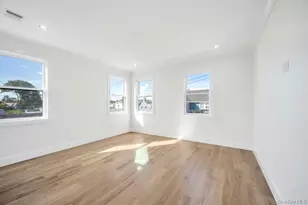 22 Chapel Ln, Levittown, NY 11756 - Photo 23