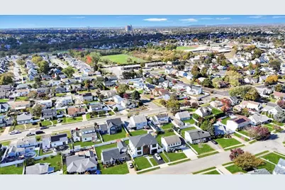 22 Chapel Lane, Levittown, NY 11756 - Photo 43