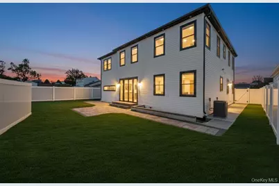 22 Chapel Lane, Levittown, NY 11756 - Photo 41