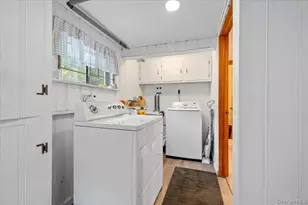 86 Caffrey Ave, Bethpage, NY 11714 - Photo 21