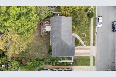 86 Caffrey Avenue, Bethpage, NY 11714 - Photo 29