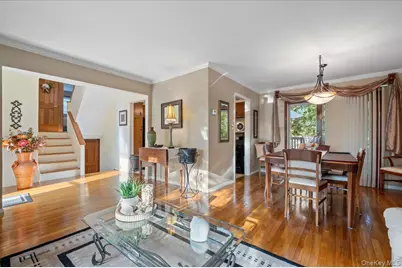 86 Caffrey Avenue, Bethpage, NY 11714 - Photo 5