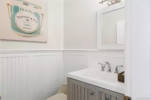 230 Glen St, Glen Cove, NY 11542 - Photo 11