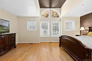 230 Glen St, Glen Cove, NY 11542 - Photo 13