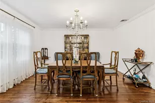 126 Andover Rd, Rockville Centre, NY 11570 - Photo 15