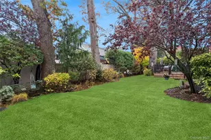 126 Andover Rd, Rockville Centre, NY 11570 - Photo 27