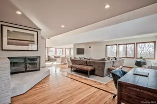 4 Sloanes Ct, Sands Point, NY 11050 - Photo 9