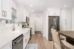 80 Washington Heights Ave, Hampton Bays, NY 11946 - Photo 11