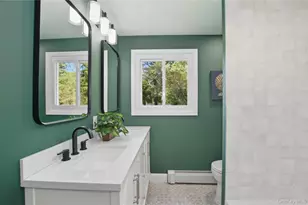 5 Ganna Ln, Huntington Station, NY 11746 - Photo 15