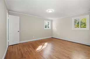 5 Ganna Ln, Huntington Station, NY 11746 - Photo 17