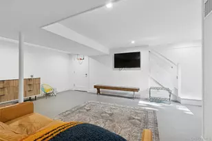 4 Morris Ct, Westhampton Beach, NY 11978 - Photo 19