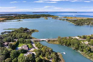 12 Fish Cove Rd, Southampton, NY 11968 - Photo 3