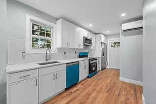 2118 Quimby Ave, Bronx, NY 10473 - Photo 11