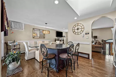 40 Stonywood Road, Commack, NY 11725 - Photo 9