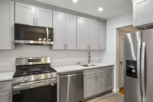 103 Wiltshire Rd, Scarsdale, NY 10583 - Photo 9