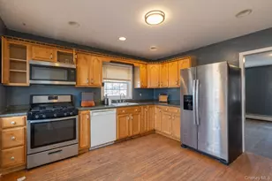 34 Laurel Trail, Monroe, NY 10950 - Photo 3