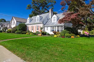 265 Raymond, Rockville Centre, NY 11570 - Photo 29