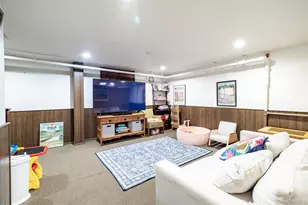 265 Raymond, Rockville Centre, NY 11570 - Photo 19