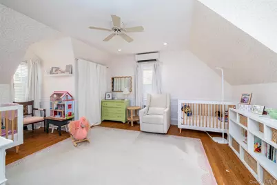 265 Raymond, Rockville Centre, NY 11570 - Photo 13