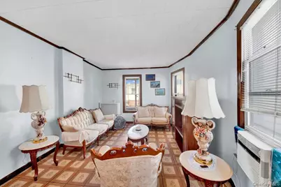 1858 Wallace Avenue, Bronx, NY 10462 - Photo 23