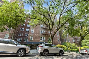 102-55 67th Dr, Forest Hills, NY 11375 - Photo 5
