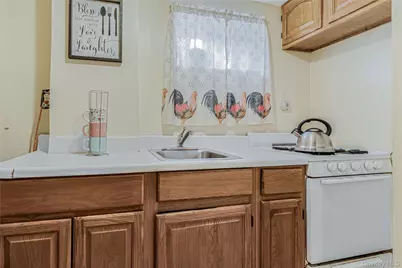 11545 172nd Street, Jamaica, NY 11434 - Photo 17