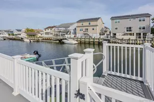 243 Sportsmans Ave, Freeport, NY 11520 - Photo 25