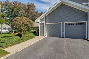 244 River Dr, Moriches, NY 11955 - Photo 5