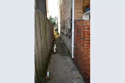 120 Highland Place, Brooklyn, NY 11208 - Photo 5